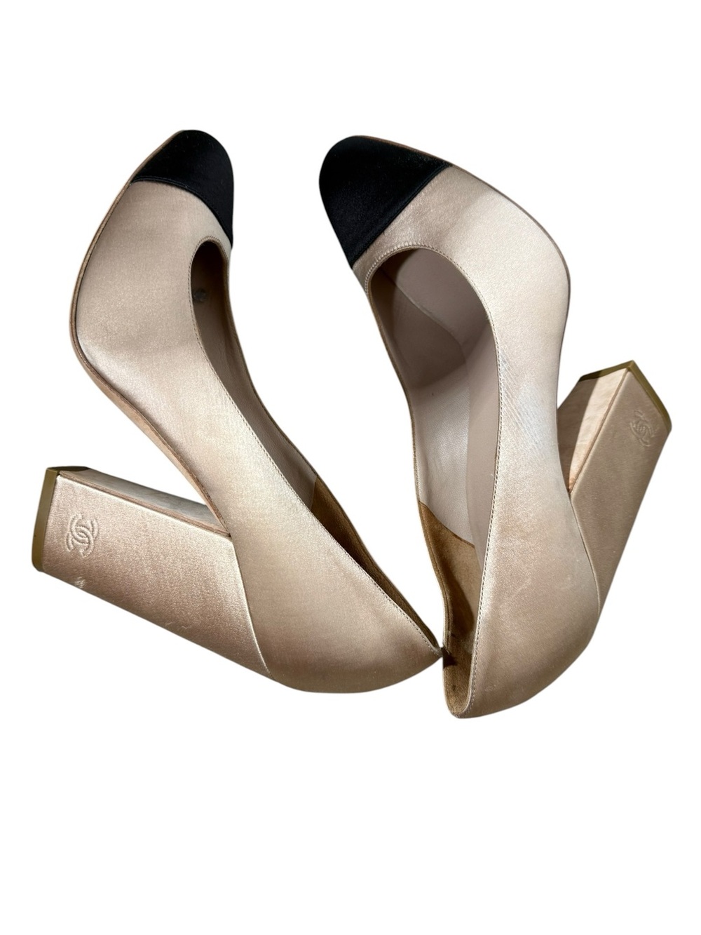 CHANEL 09A Satin Cap Toe Block Heel Pumps Nude Black CC Logo Size 39C - Picture 6 of 13